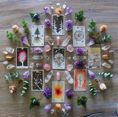 Tarot deck for wiccan practitioners